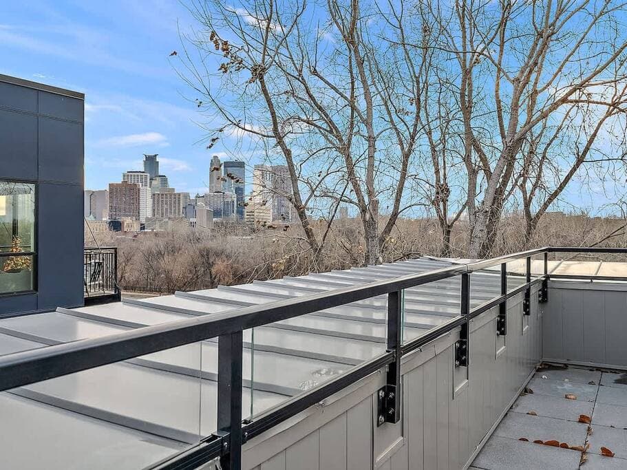 Modern 1BR · NE Minneapolis - Photo 4